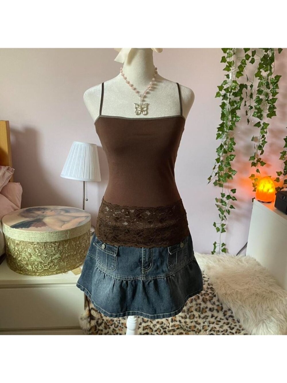 Y2K Costa Blanca brown lace trim cami tank top with adjustable straps
